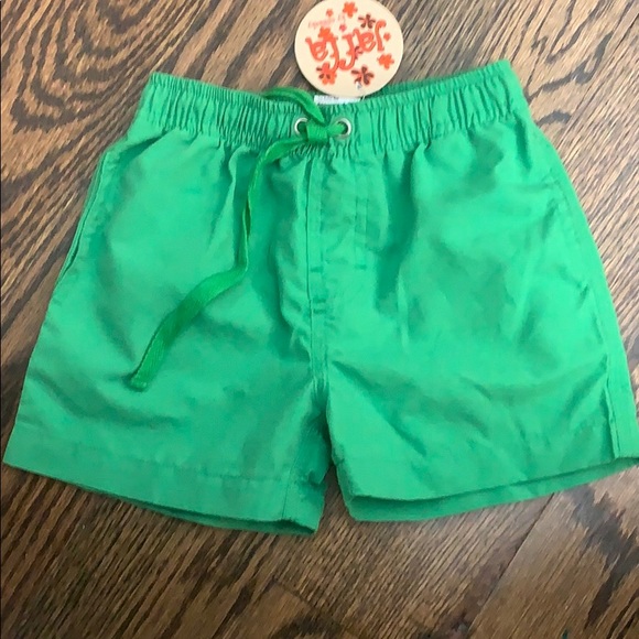 Boutique Bright green pull-up shorts - Picture 2 of 5